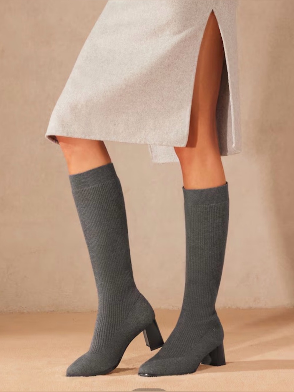 NEW Vivaia Tessa Round-Toe Water-Repellant Boot